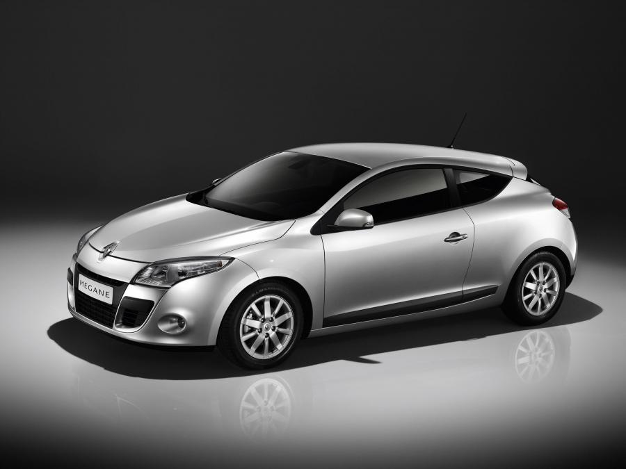  Renault Megane Coupe 2009 года  (фото 31 из 73)